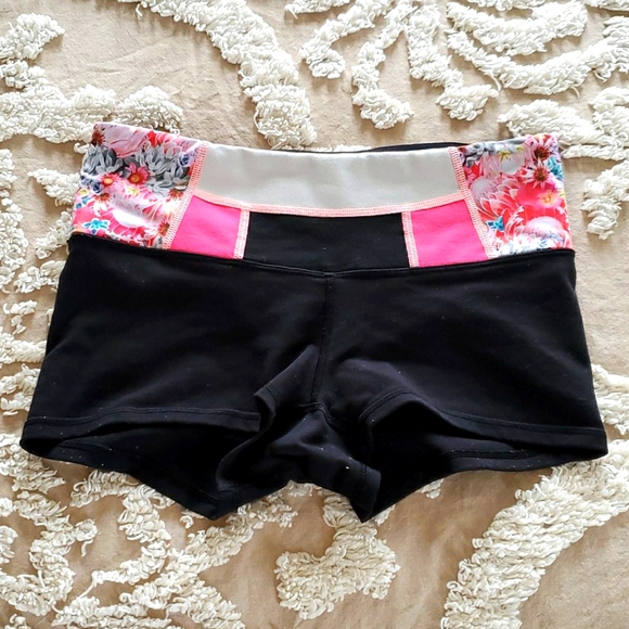 lululemon athletica Pants - Lululemon athletica women exercise bicycle shorts